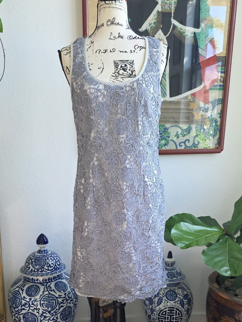 Riani sleeveless floral lace overlay sheath dress